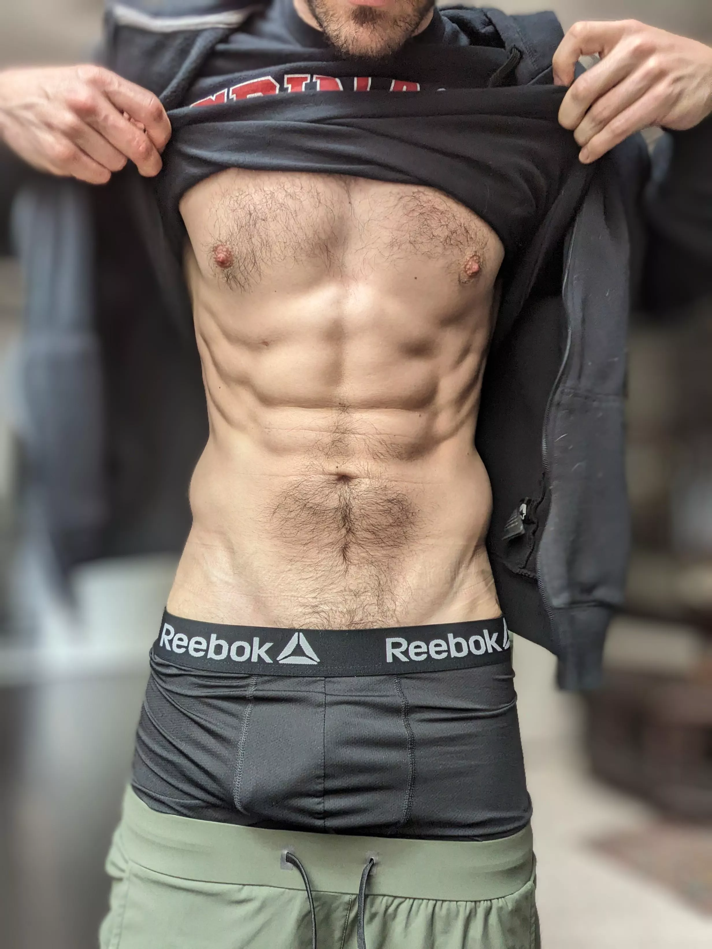 I showed you my abs plz respnd posted by Adam_Even