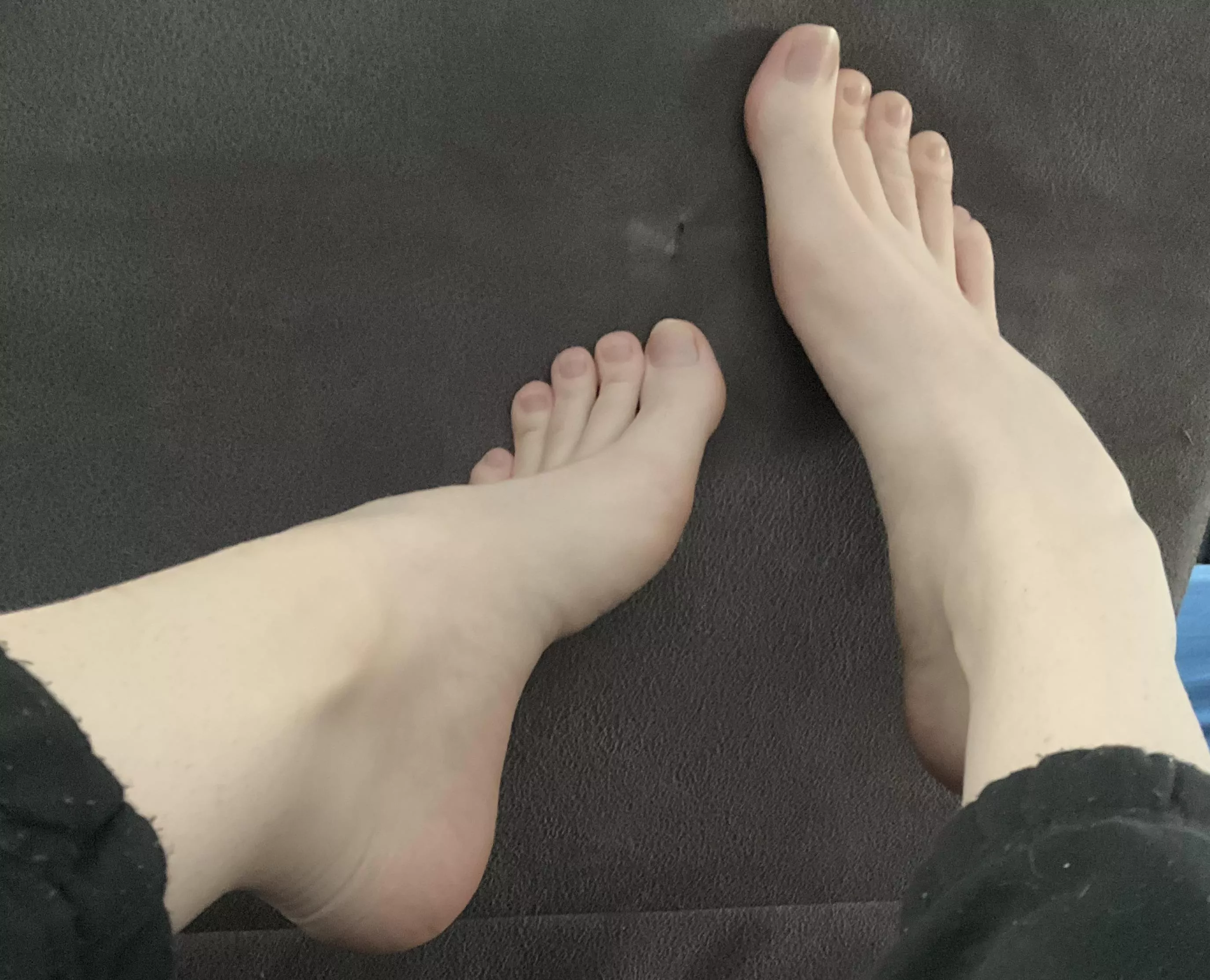 I'm sure you won't believe how incredibly soft my feetsies feel 💕 posted by MissPirait