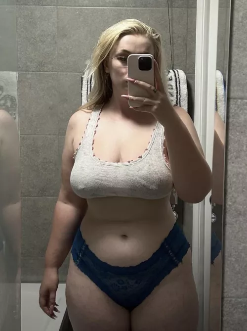 It’s a good morning to be thick by rubythestallion