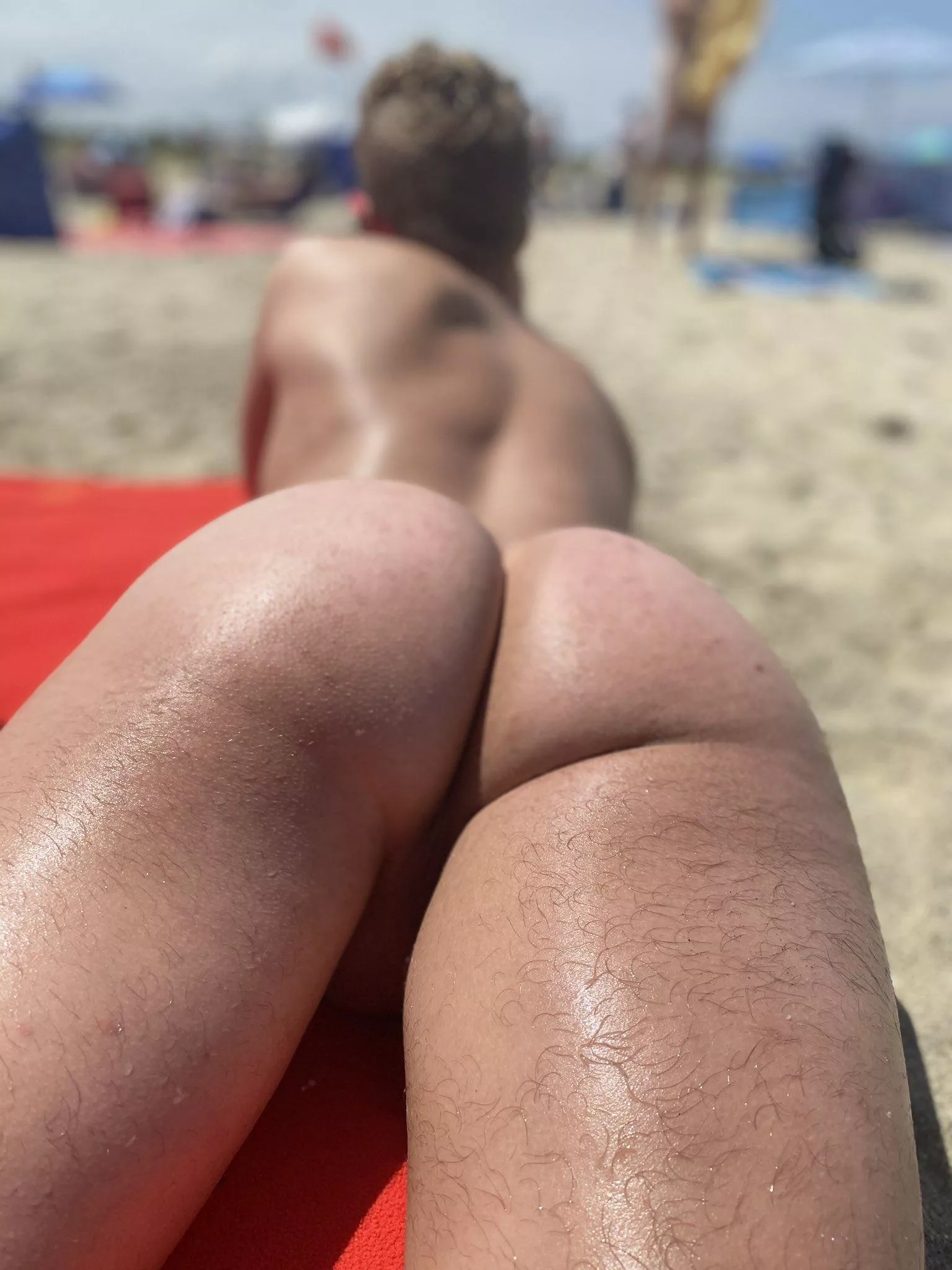 Kiss it posted by ceasarguccio