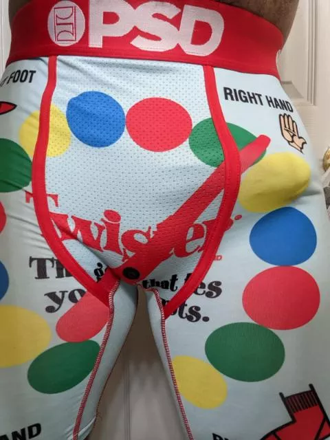 Ladies wanna play a game? posted by Mcnutt007