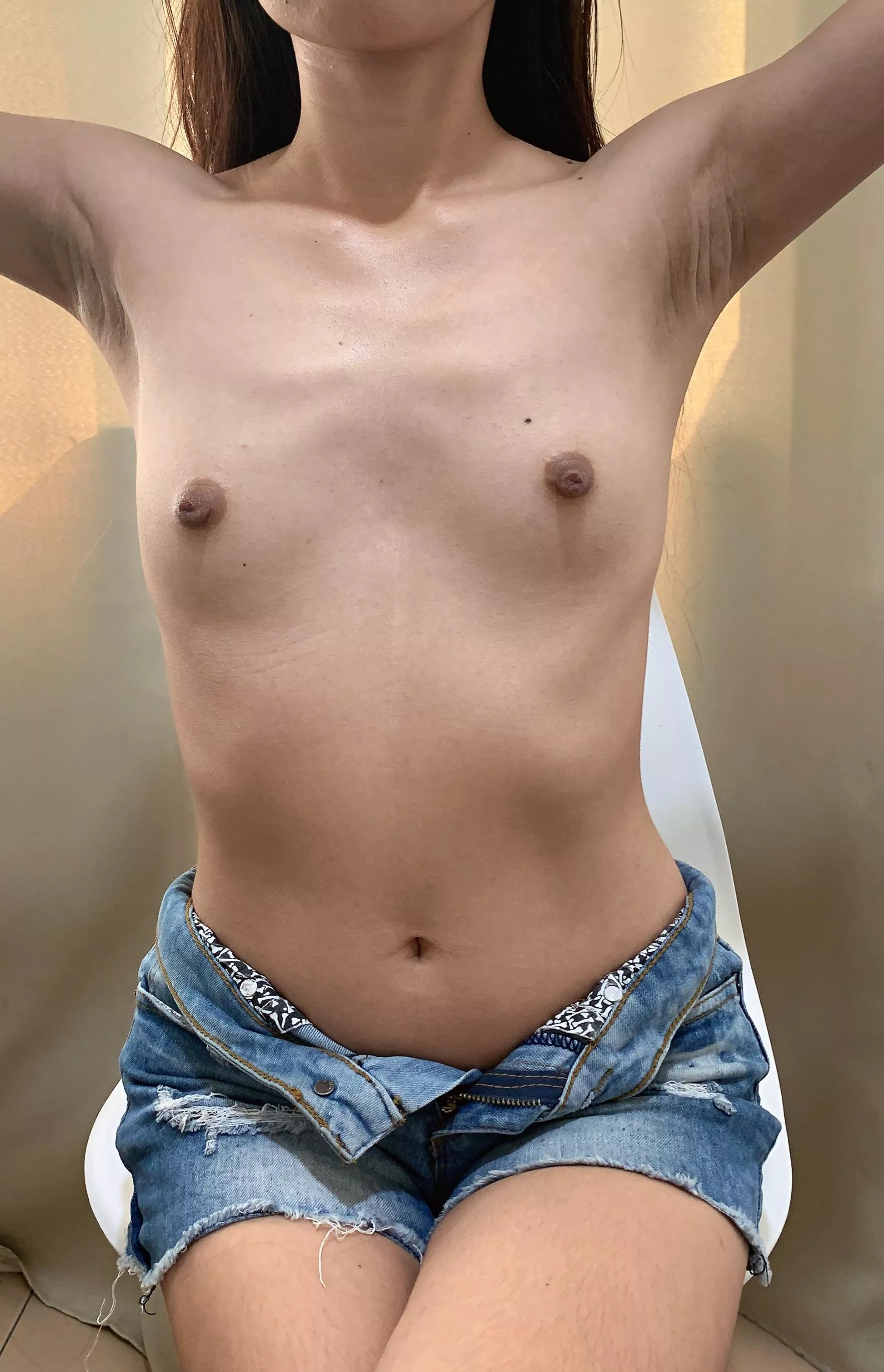 Skinny or Curvy? posted by Ok-Gear-7580