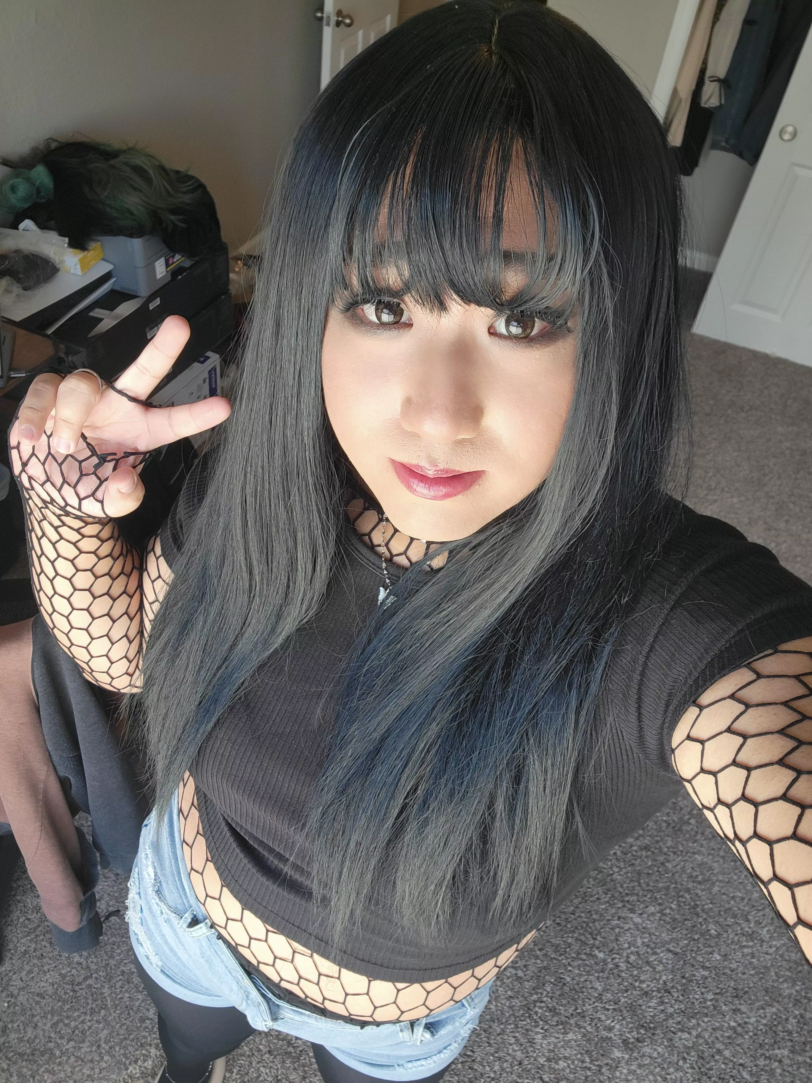 Swiching up the wig, hows this attemp of alt style? posted by meganmacon