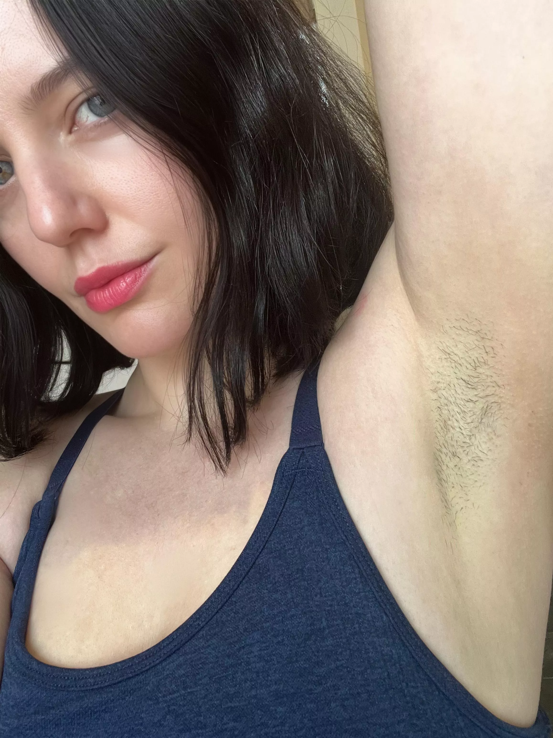 Wanna taste my stubbly post work out pits?  posted by PitqueenSamX