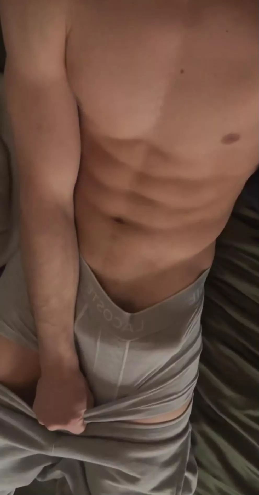 wha would you do if you saw me in ur bed? m18 posted by Sensitive_Airline_63