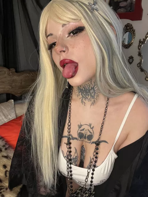 what band should we play while you bang me? by Mantasticles