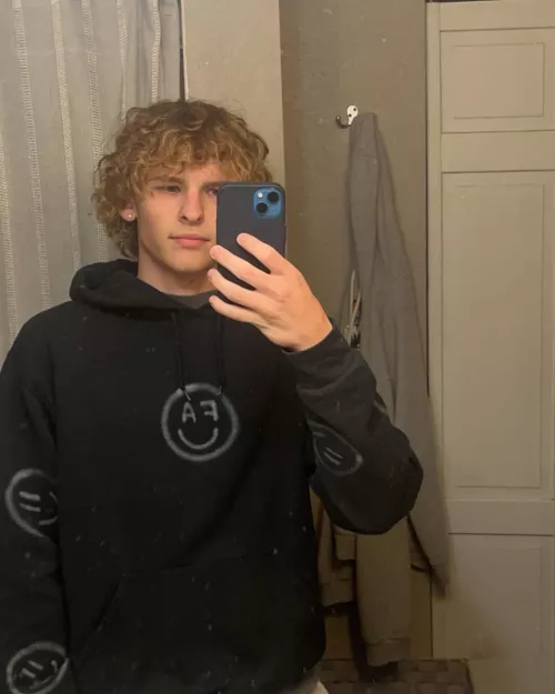 Who trying to watch their favorite A24 movie with me👀 by Jaded_Cicada3044