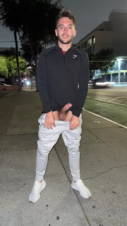 Who’s into public play like me? by Dizzy_Mood_8900