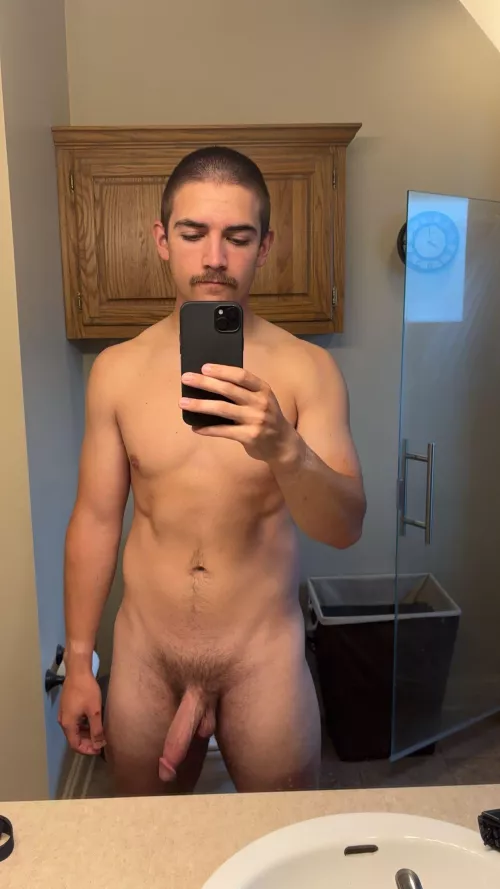 23m hmu @biguy23_6 by WhileLegal4010