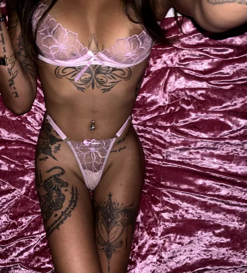 Anyone who would fuck me like a slut?? by sobeautiful_x