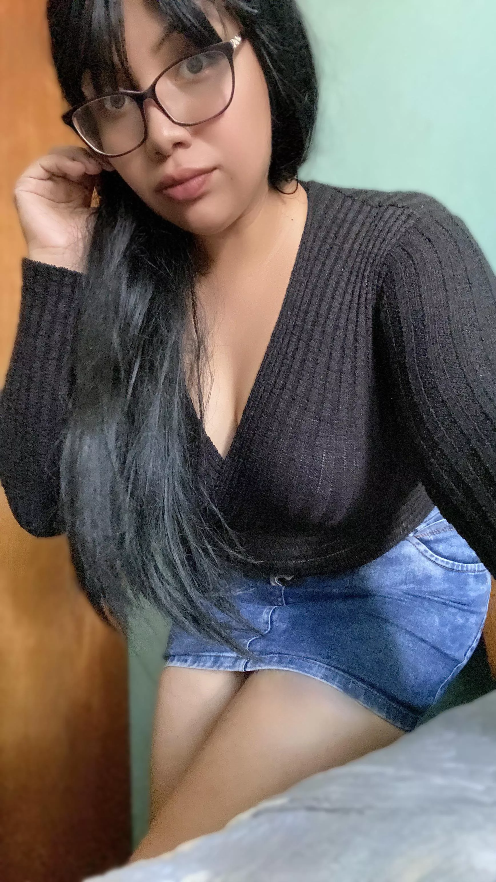 Can this latina teacher ride your dick? posted by SexyAzucena