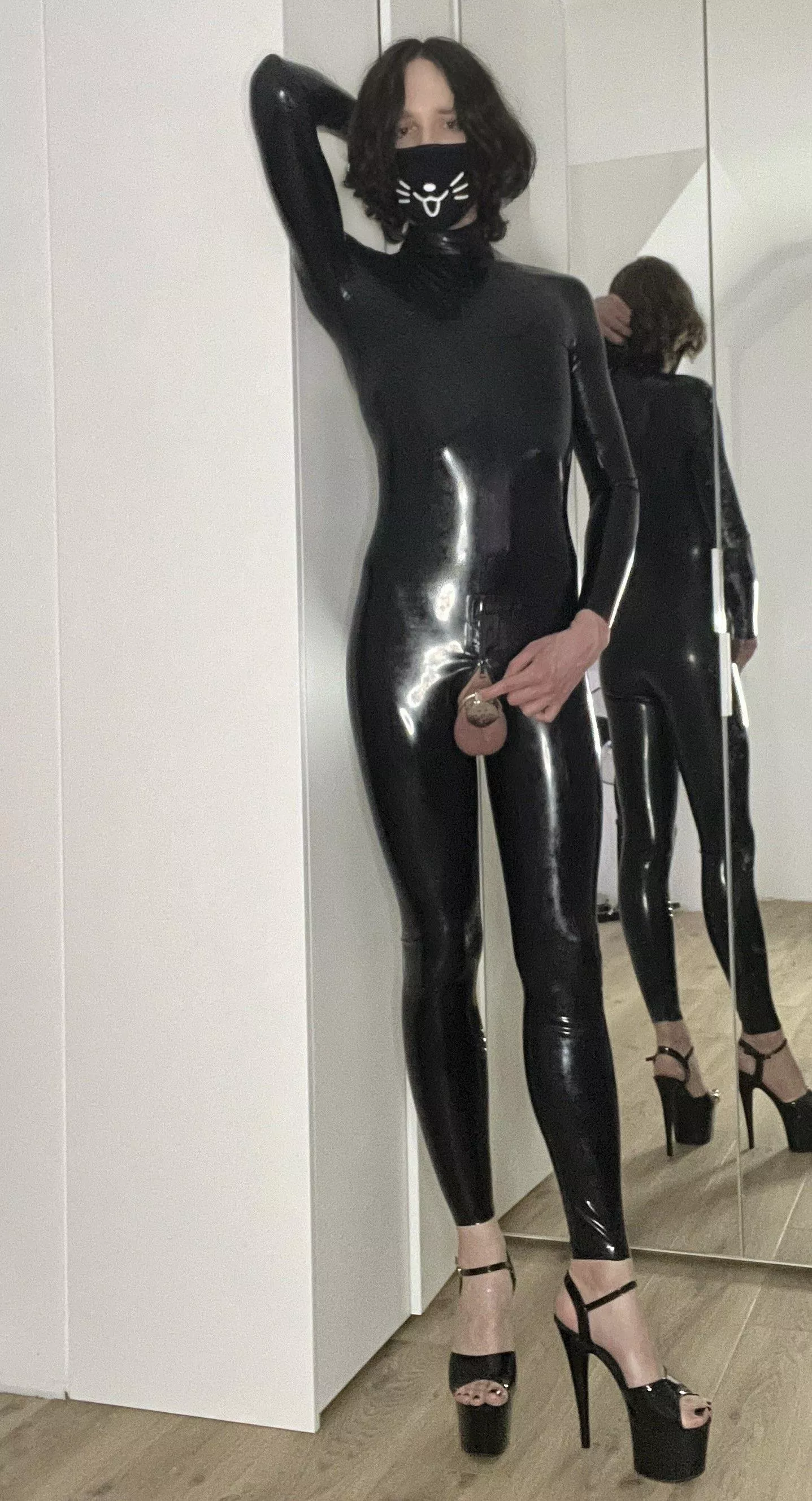Day 17/145 being 🔒 Anyone likes sissys in Latex Catsuits and flat cages? 😍 posted by Old_Network489