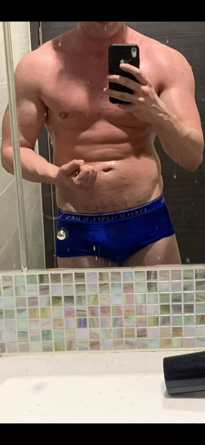 Getting a bit snug 😬 posted by Rude-Alternative-915