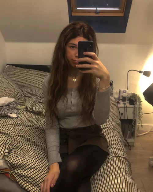 good afternoon :p by Mybrid15