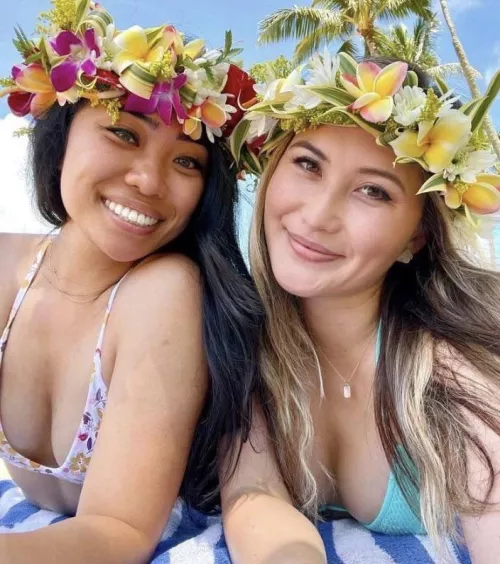 Hawaiian Girls by wakkaffx2