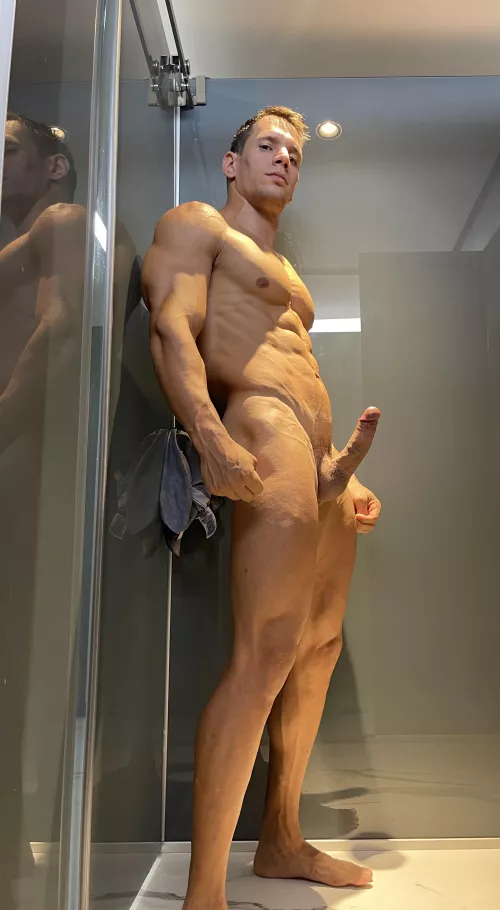 Hey bro come join me in the gym lockers room 😈 (30) by Specialist_Chair_225