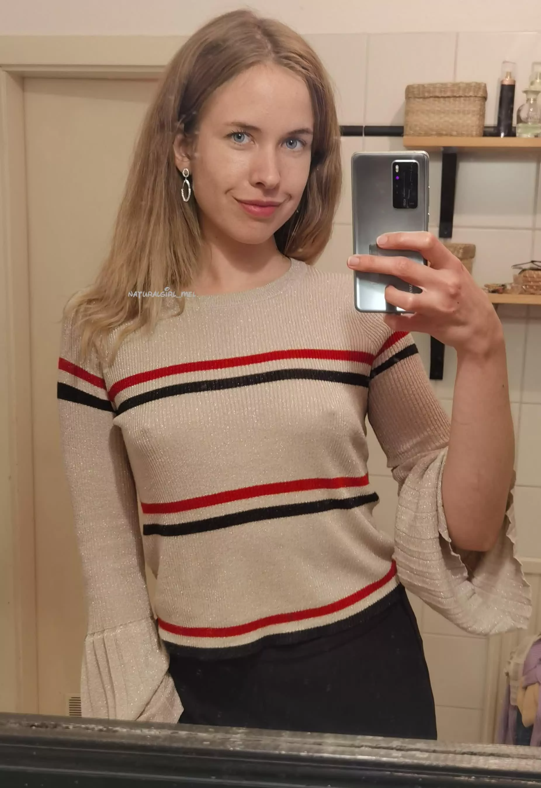 It's exciting when people stare at me posted by naturalgirl_mel