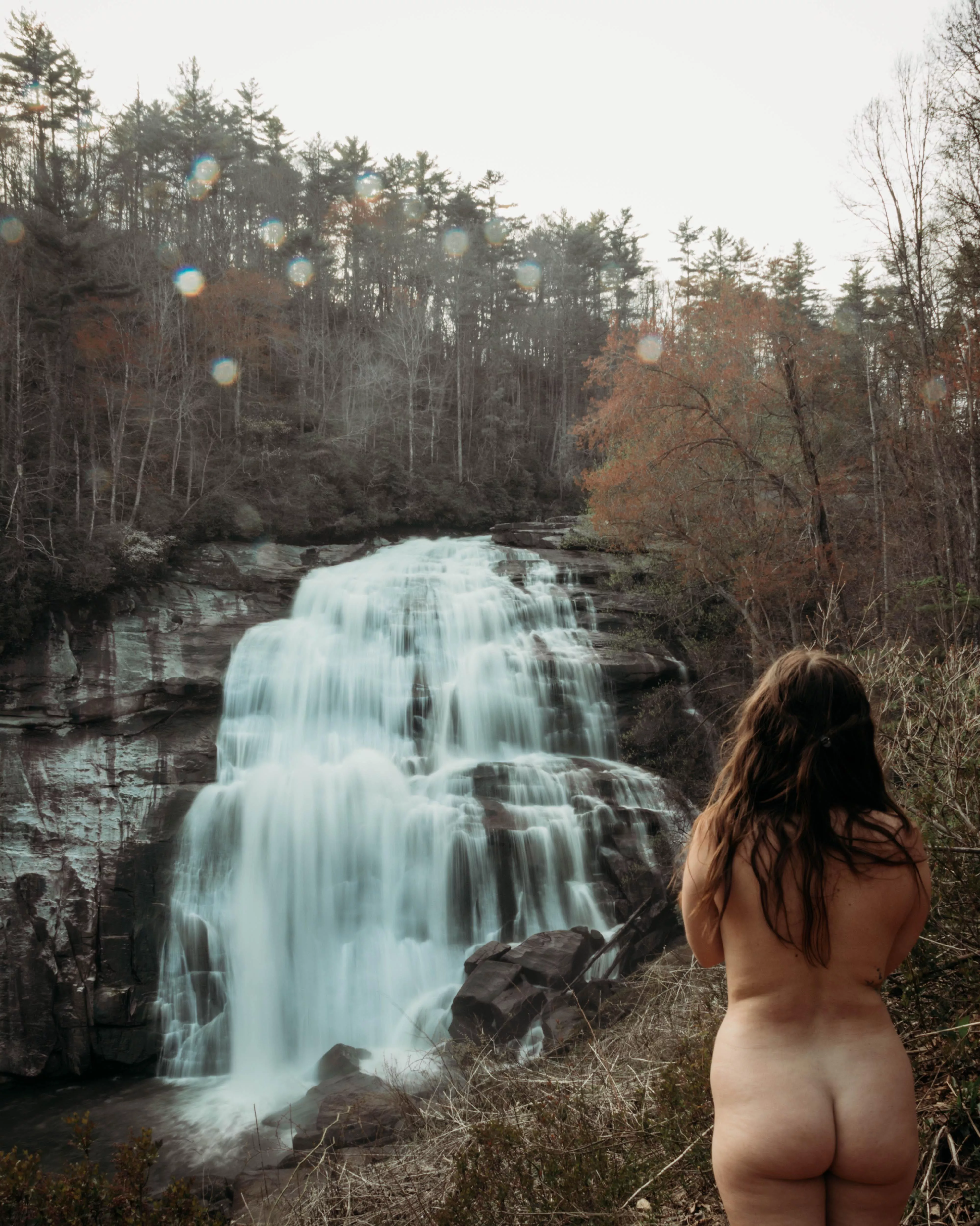 Just peachy 🍑  posted by Fartfishes