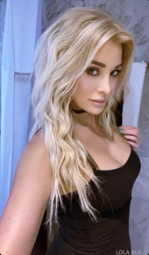 Lola by davedaveodave