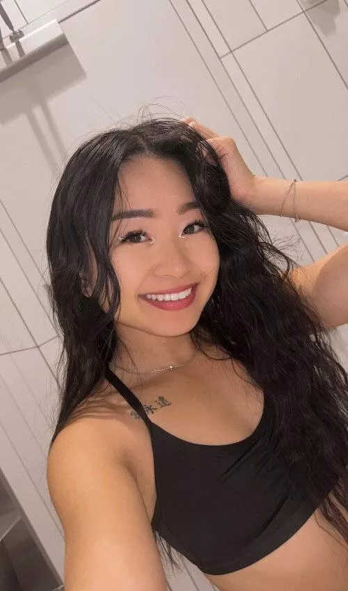 Made a video with her 👀 posted by Prestigious_Form6942