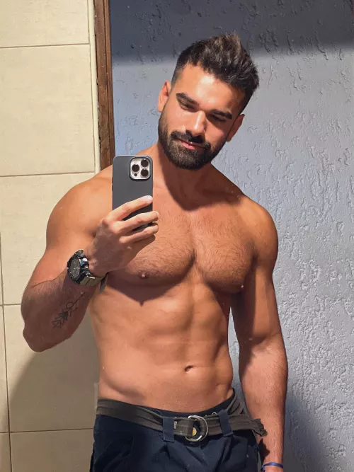 Mirror check [29] by nicksunday7