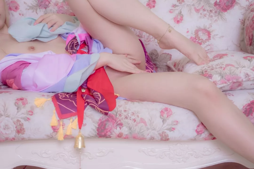 My parents aren't home so I'm doing this  posted by alina2027