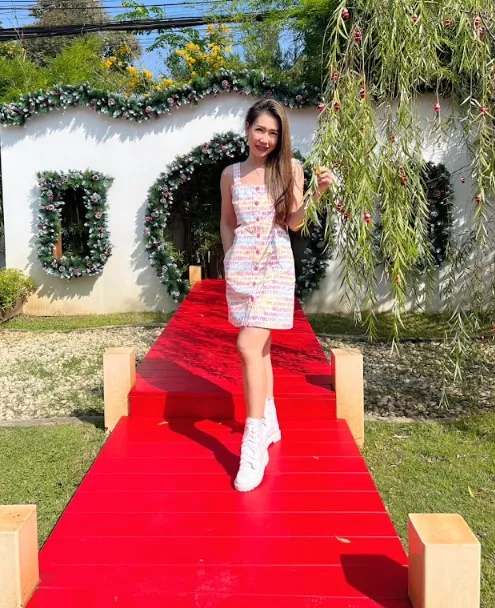 Probably the classiest photo i have posted by Top-Most-2517