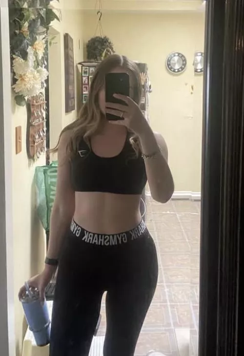 ready to hit the gym later tonight (f) by yourlittlesapphire