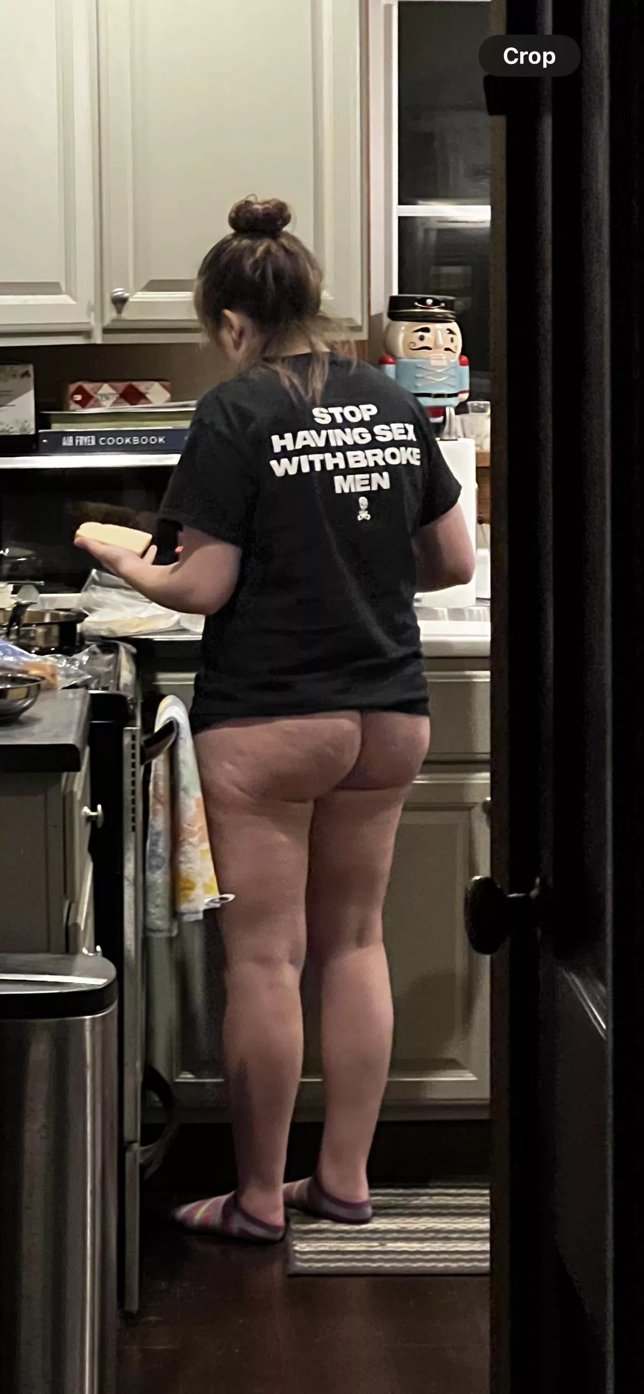 She doesn’t like this picture… posted by spicyOnionring