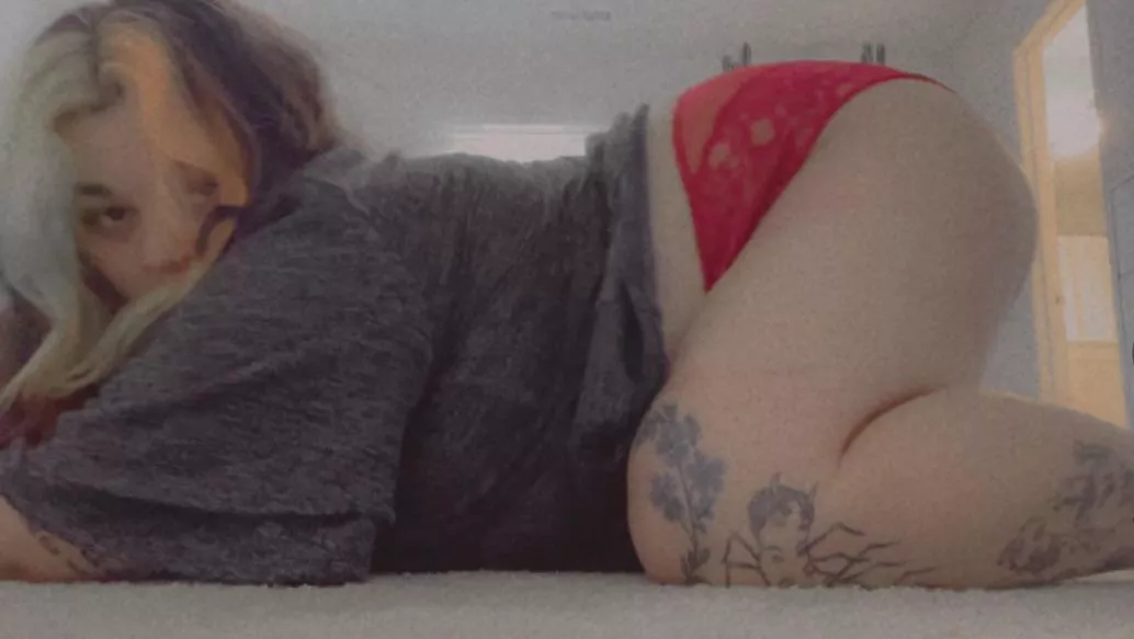 Spank it posted by thiclilkitty