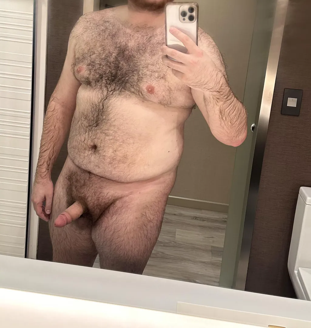 There’s just something about a hot shower and hotel lighting that makes me so horny by hollyveryjolly