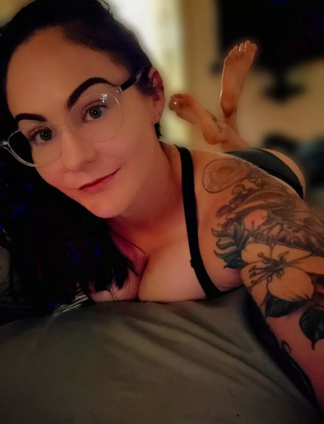 Thoughts on tatted milfs? posted by -Staceys-Mom-