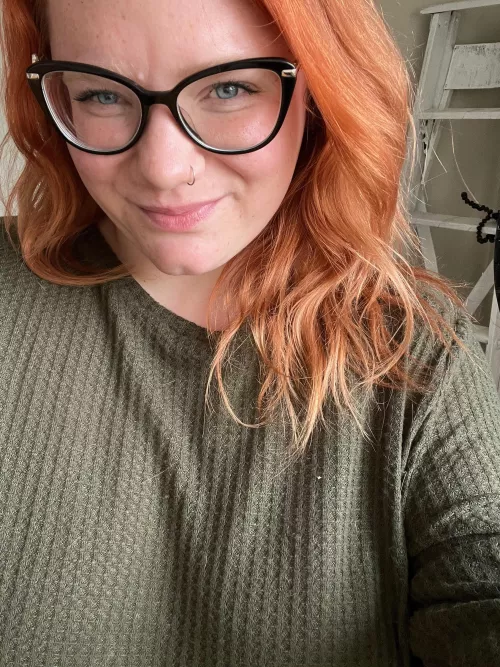 Wearing green to celebrate today 🍃 by Lauraleslie