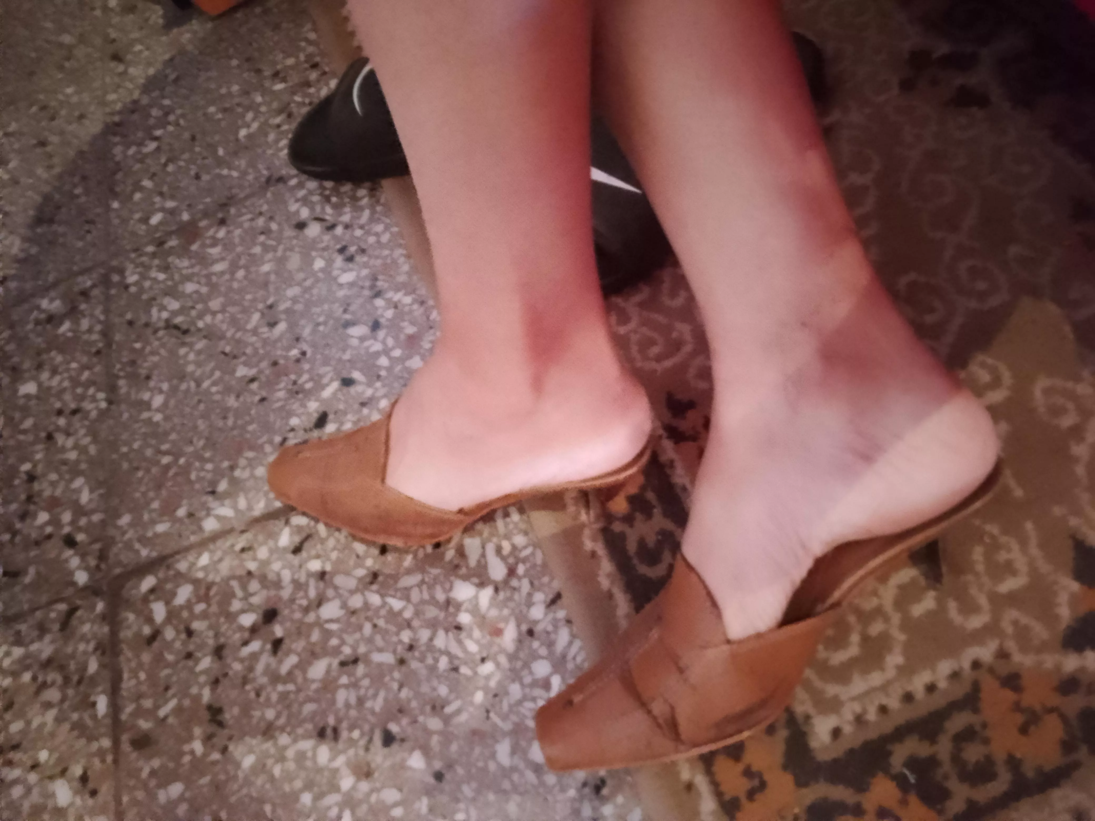  With a toe I like heels better  posted by Vermeliha9