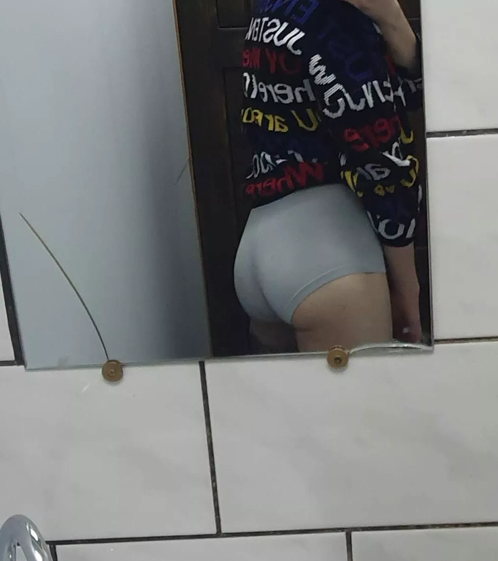 Your favorite color  posted by ThomasBasoff