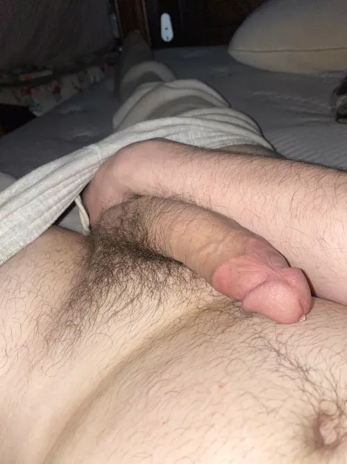 [28] would you spend a lazy 4/20 in bed with me? by siimue