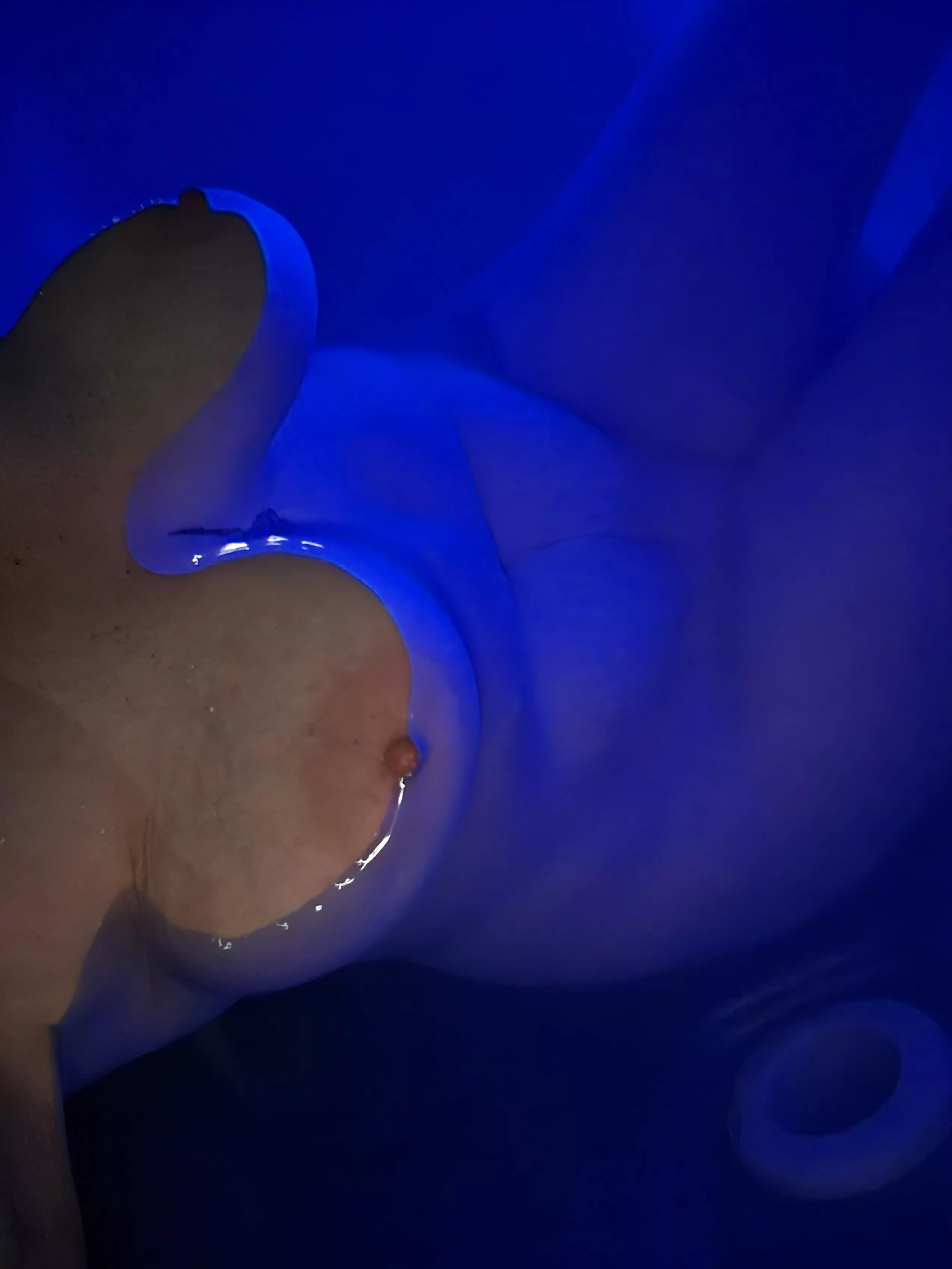 51(f) 40DDD floaters!! posted by Kinky_Adventure