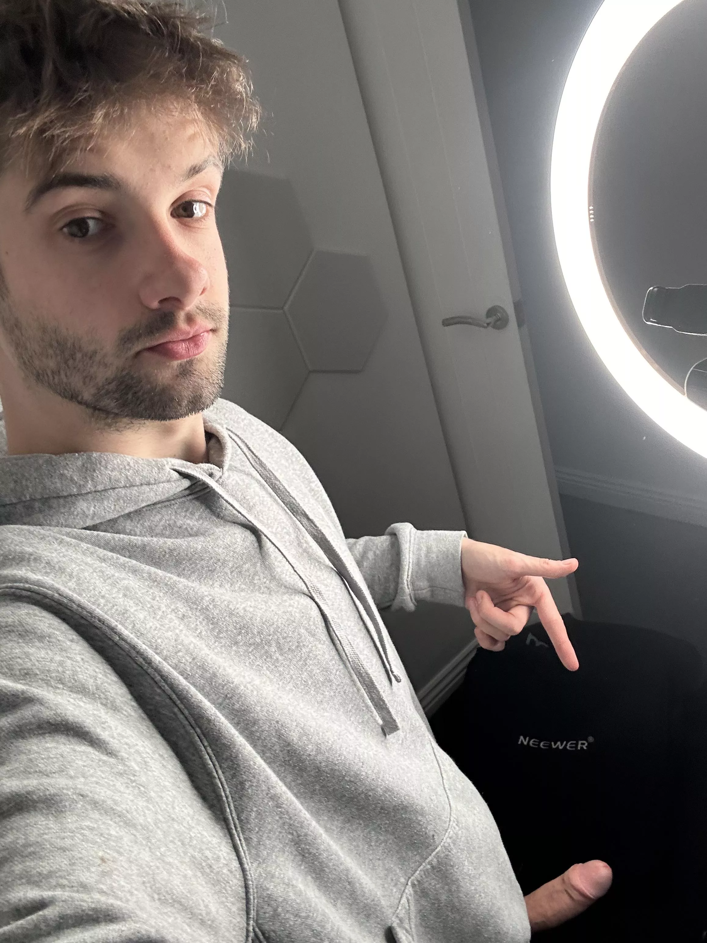 Can you see it  posted by Renndon