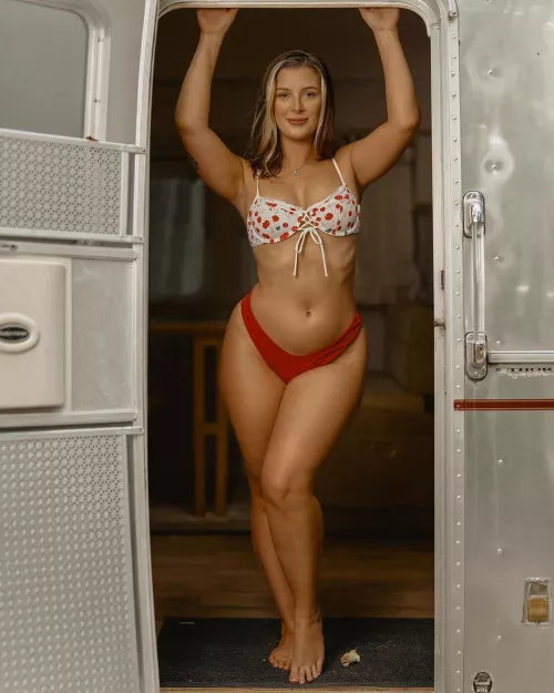 Cherry top Red bottom  by rock0022