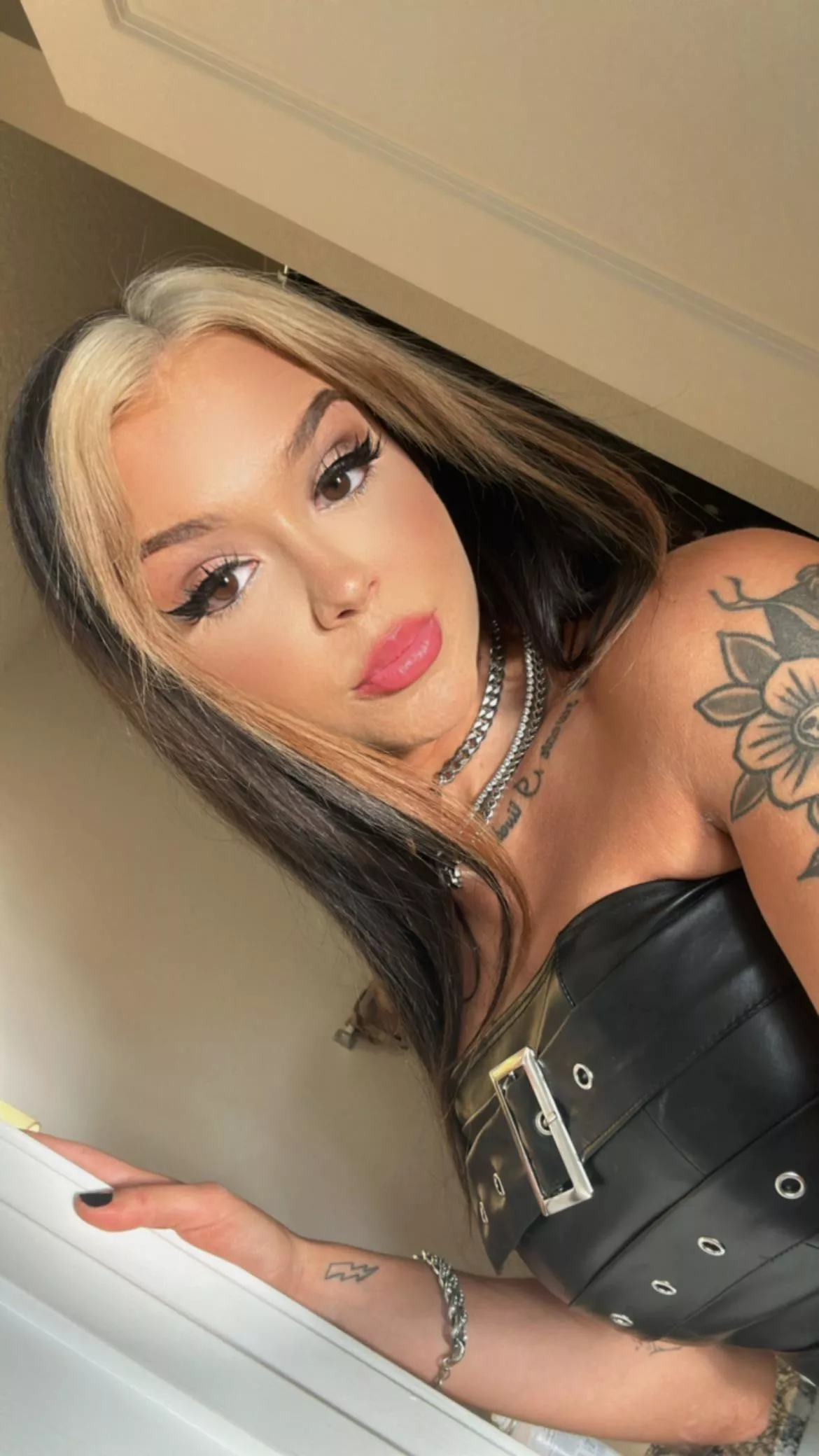 Cora Jade  posted by Alternative-Pair-898