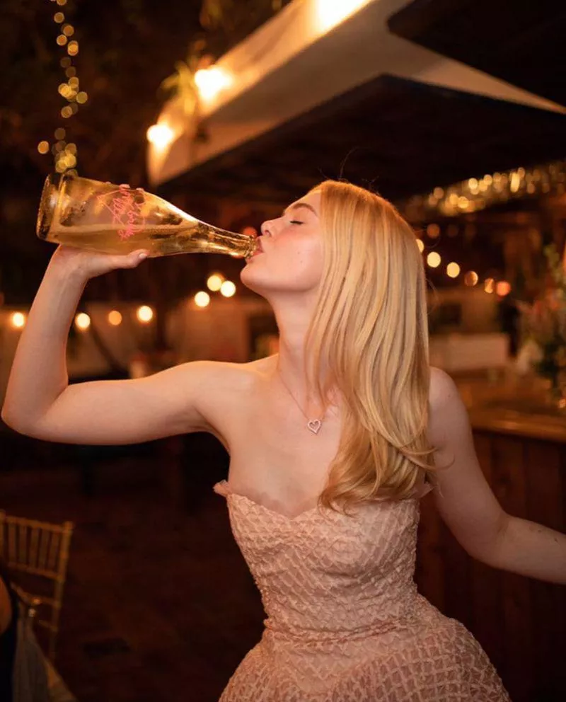 Elle Fanning posted by GrouchyPudding9303