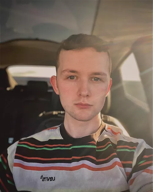 Guilty as charged for a good car selfie tbh  by Leyrg