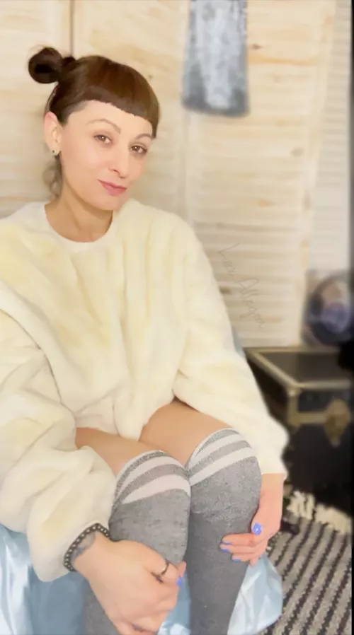 Happy monday <3 by IndigoNovaa