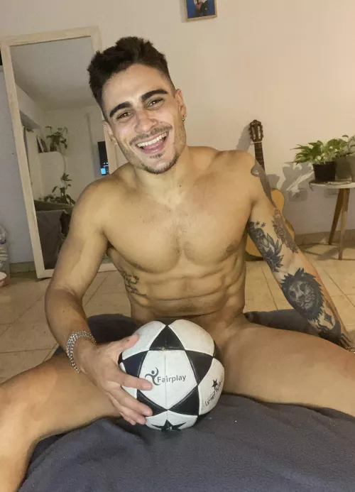 I always score the goal [24] by OliverKingGay