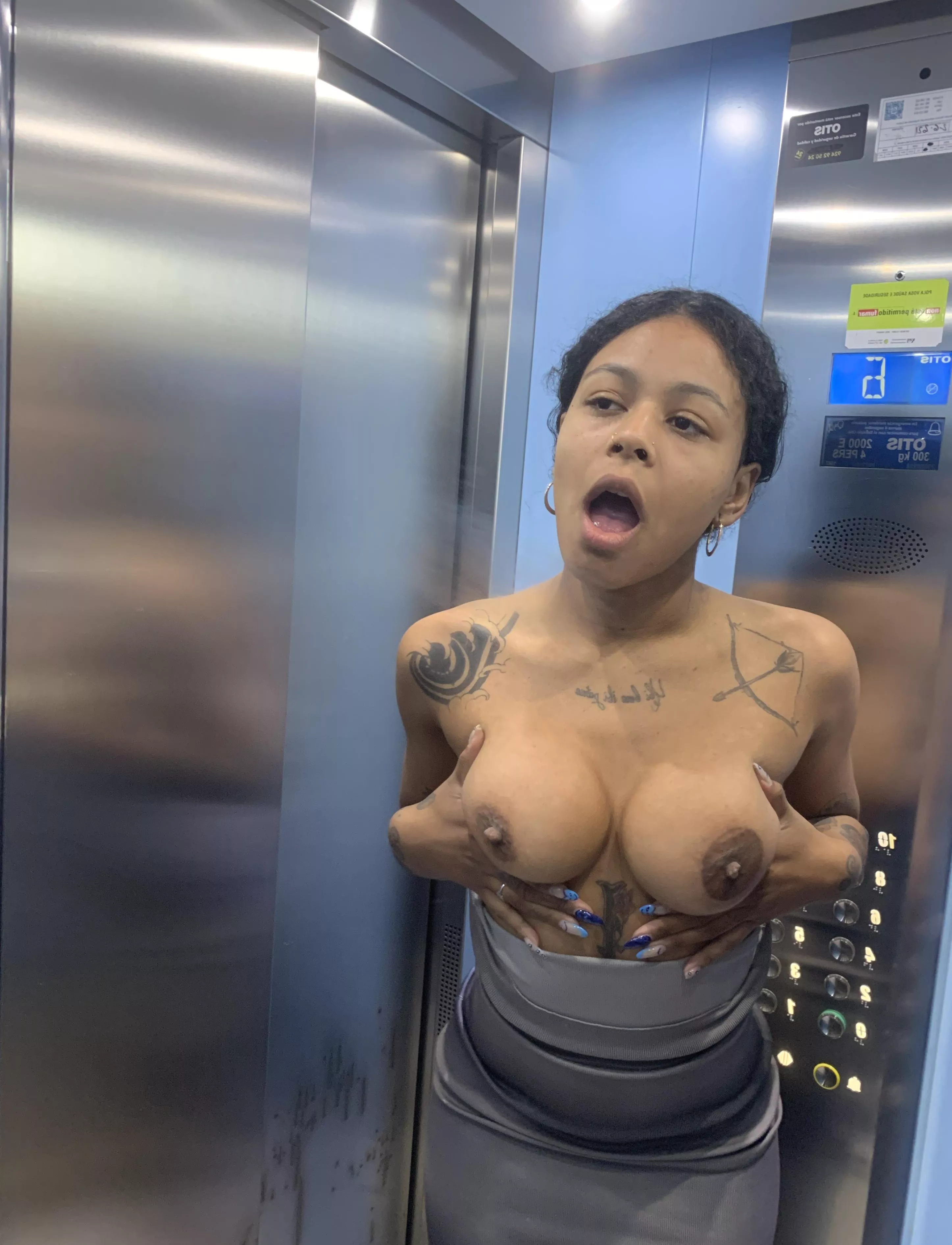 I love various public places, it's very exciting posted by Bawdycollect715