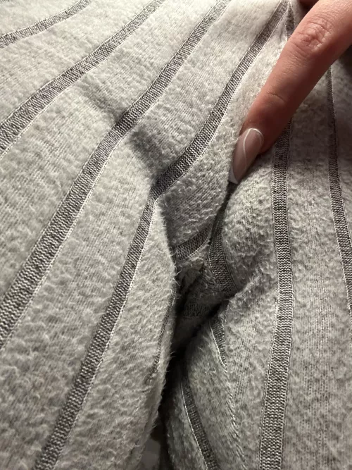 I need your tongue in the middle of my camel toe 👅 by kizzelwhix