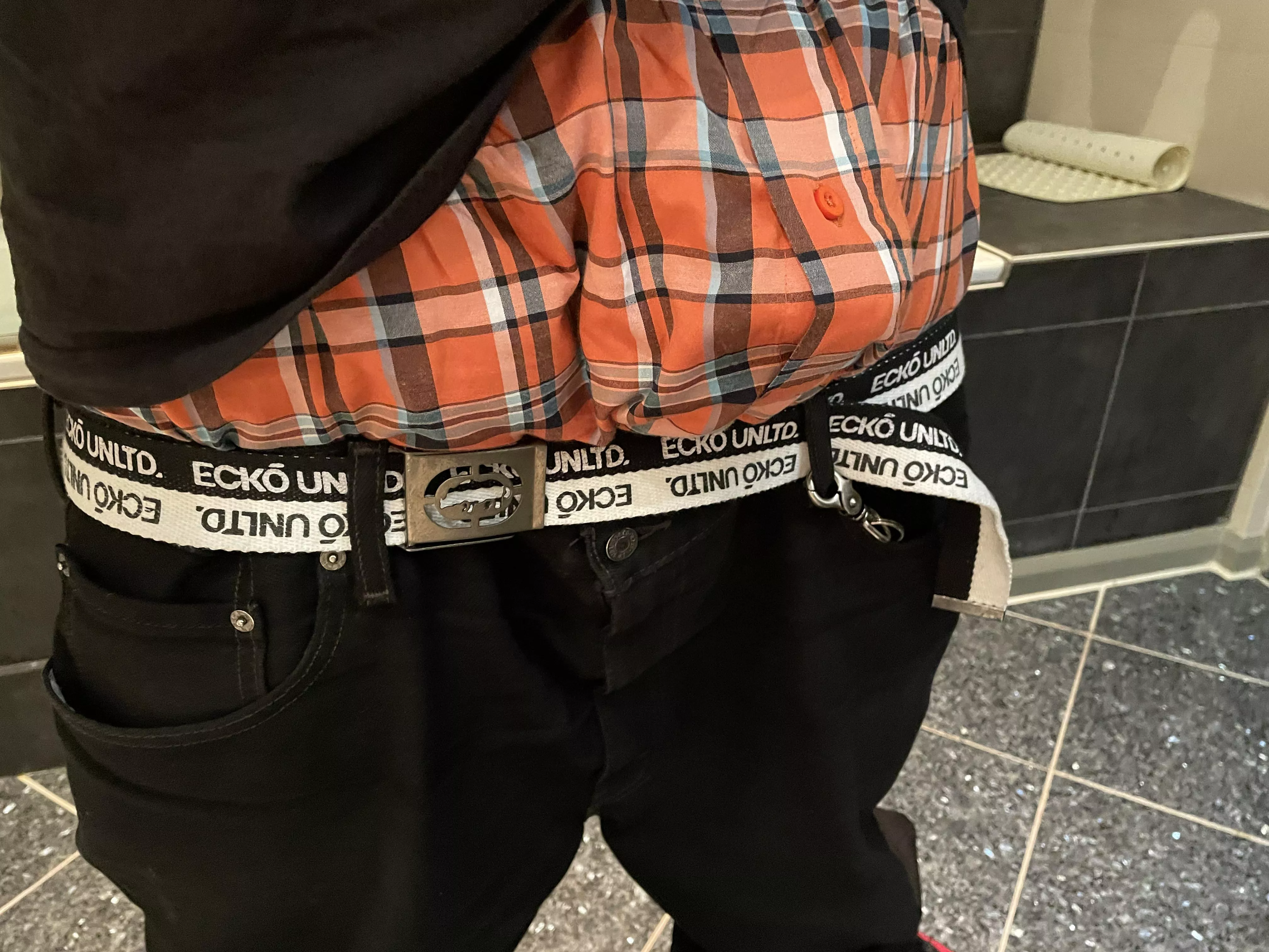 I really like this pair posted by D_ponbsn