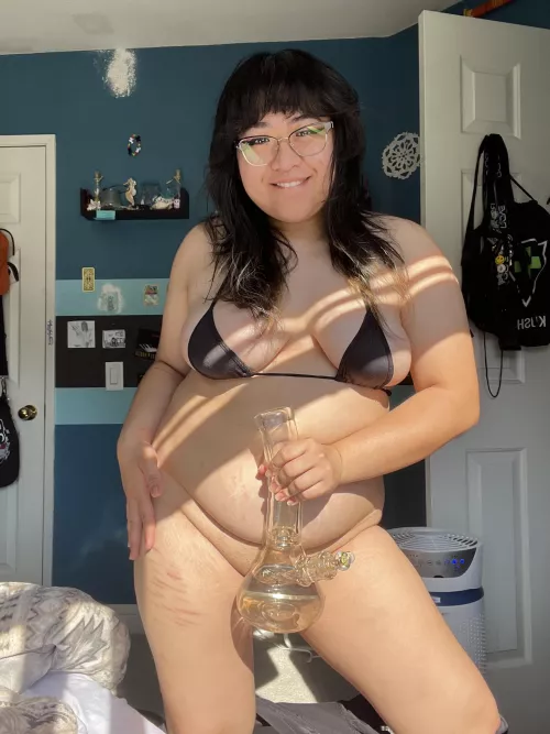 i'd love to get high and explore each others bodies... by protectalexx