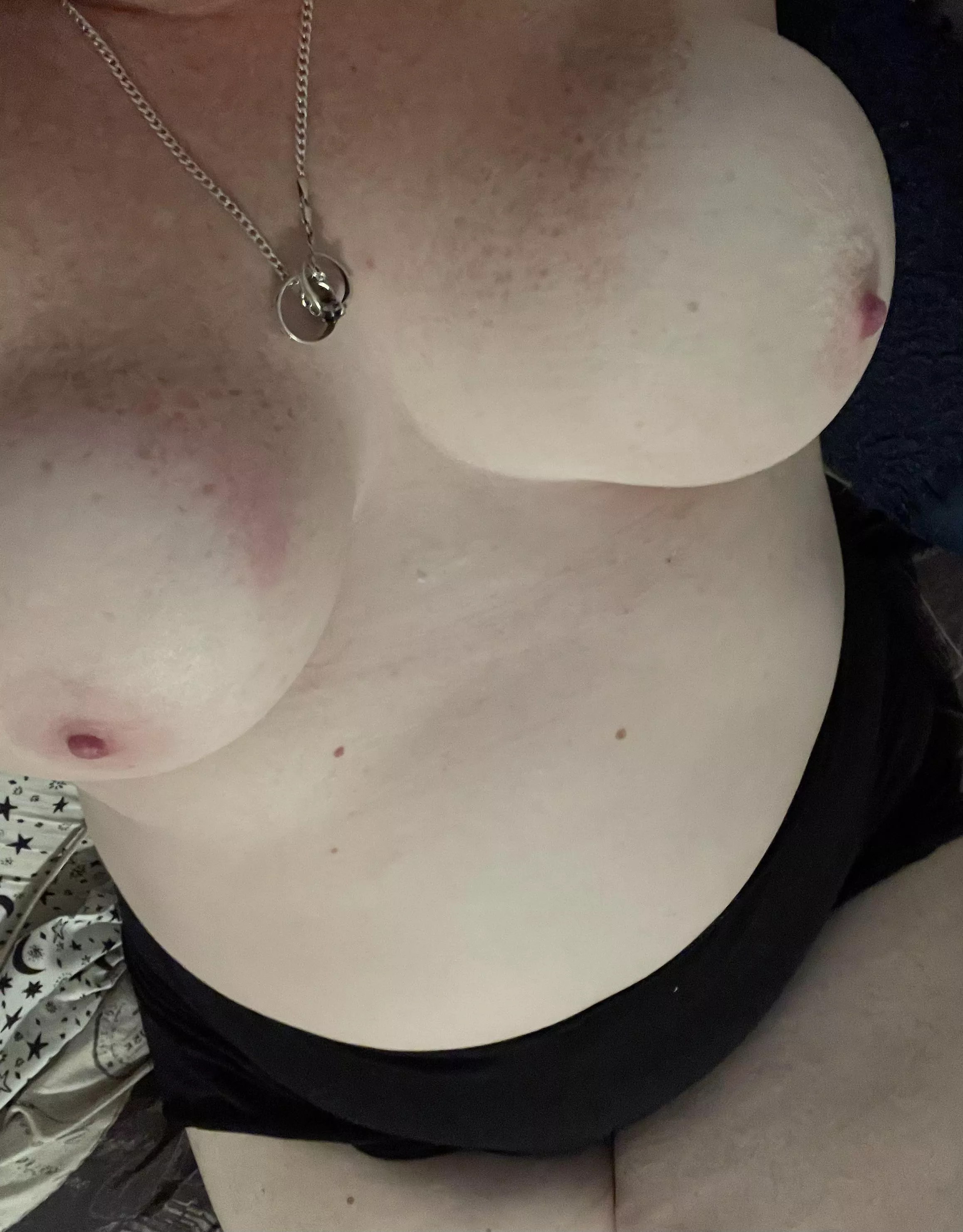 I’m 420 friendly 😘 posted by Ginger_Snapped83