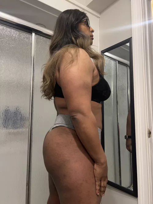 Just a little bit thick :) by natalienaughty